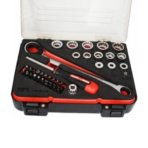 JEU DE DOUILLES ET EMBOUTS AVEC CLE PLATE A CLIQUET